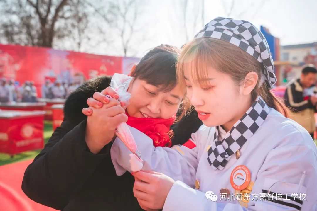 母親節(jié)丨蛋糕DIY，“獻(xiàn)給媽媽的愛”就是如此甜！