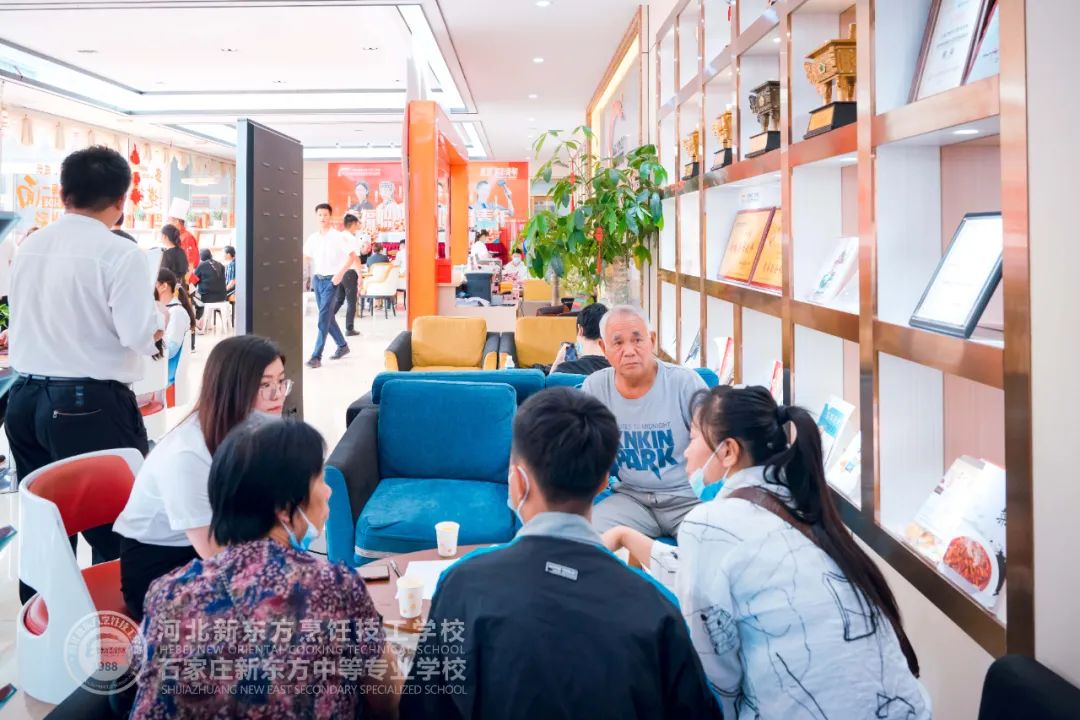 擇校不滿意，及時(shí)止損！轉(zhuǎn)學(xué)河北新東方收獲更好未來