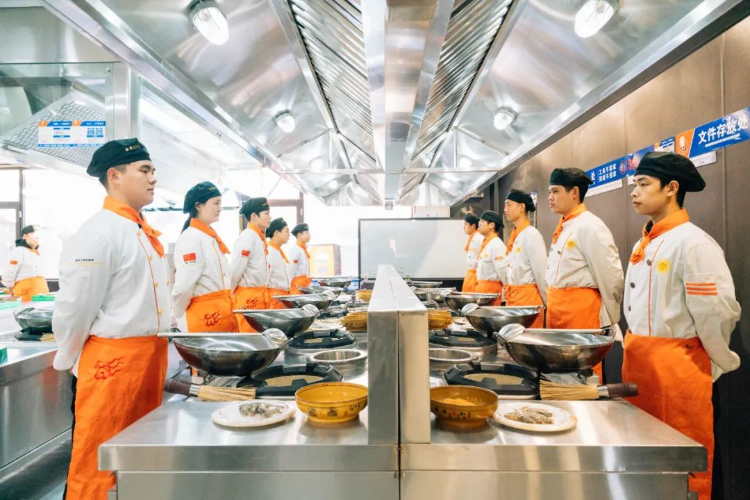 2024已經(jīng)來(lái)臨，你是否有了溫暖且明亮的前行方向......