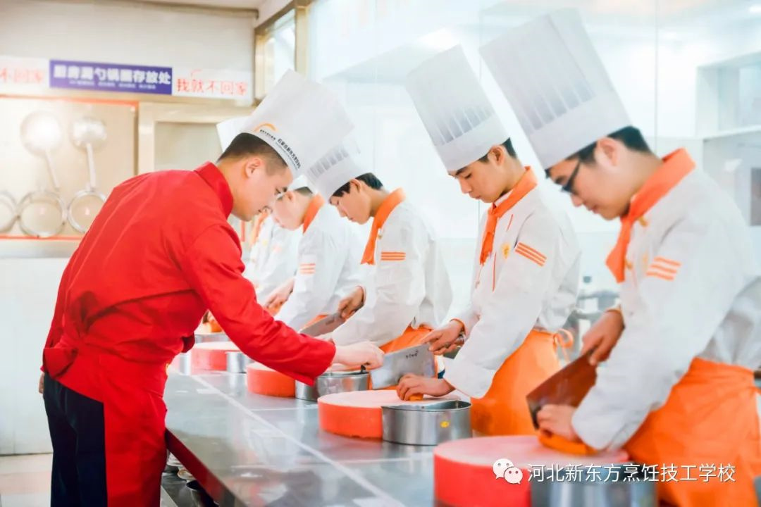 河北廚師培訓(xùn)需要多少費(fèi)用？