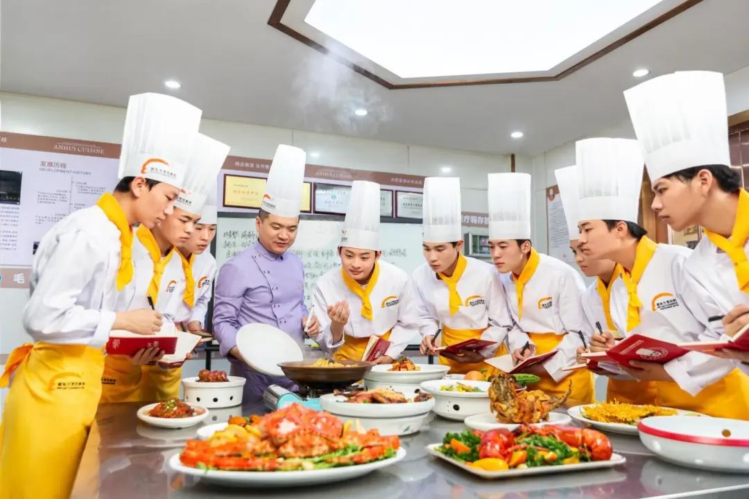 中餐專業(yè)：把握就業(yè)形勢，開啟多彩職業(yè)之旅