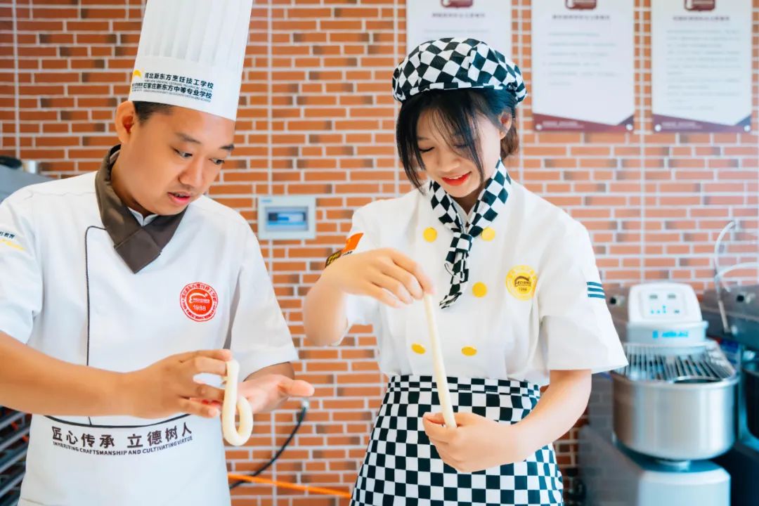 春季預(yù)科班報名進(jìn)行中 | 適合女孩子的工作是什么？壓力小收入高！