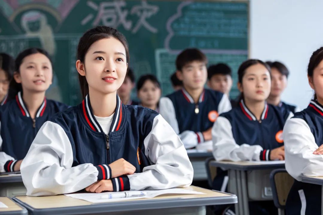 河北考生注意！?？汲煽儾患眩拷o中考高考加道 “雙保險(xiǎn)”